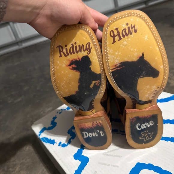 Tin Haul boots, Cowboy boots - Picture 2 of 6